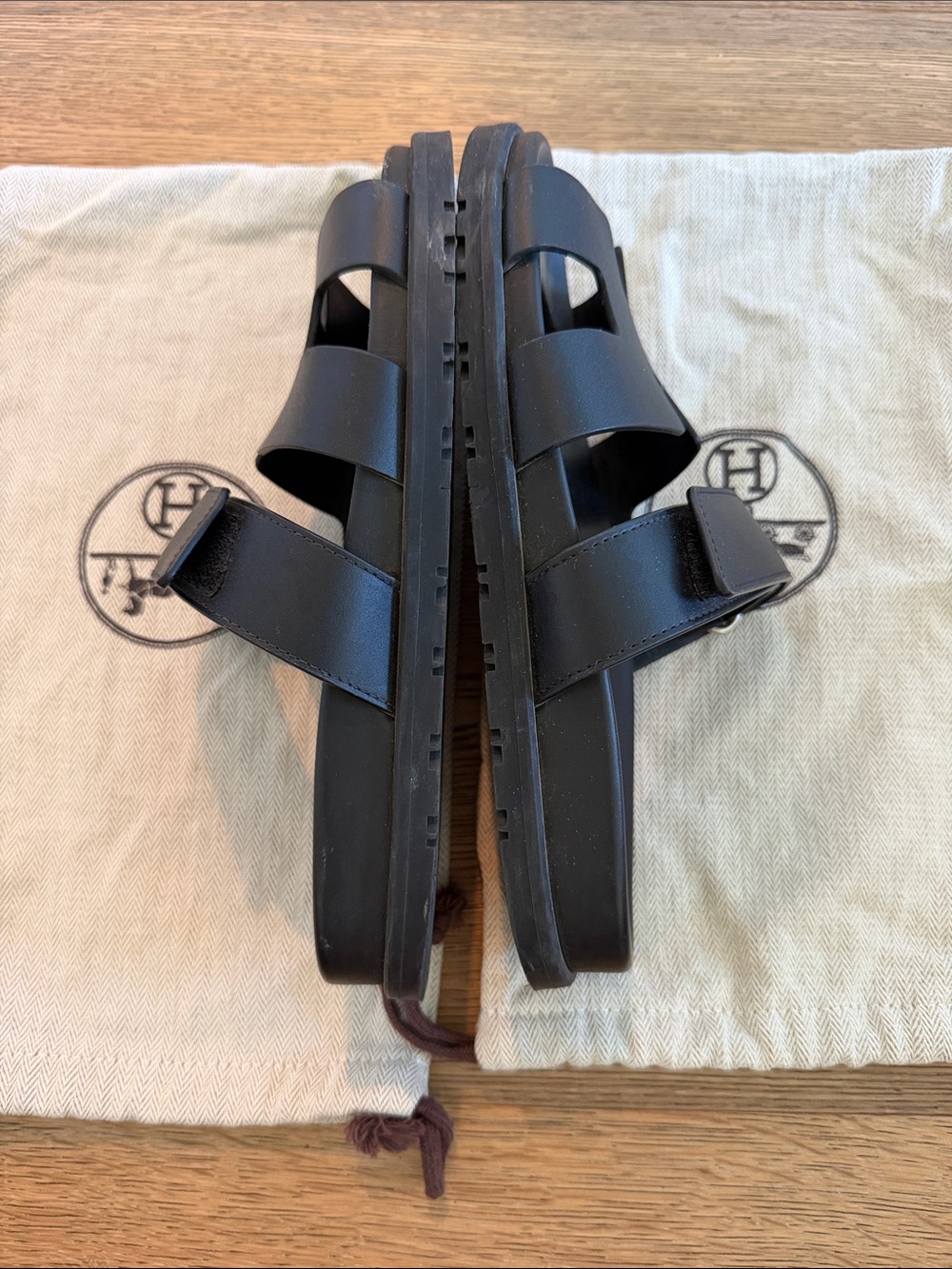Hermes Chypre Sandal Black Leather - Picture 6 of 8